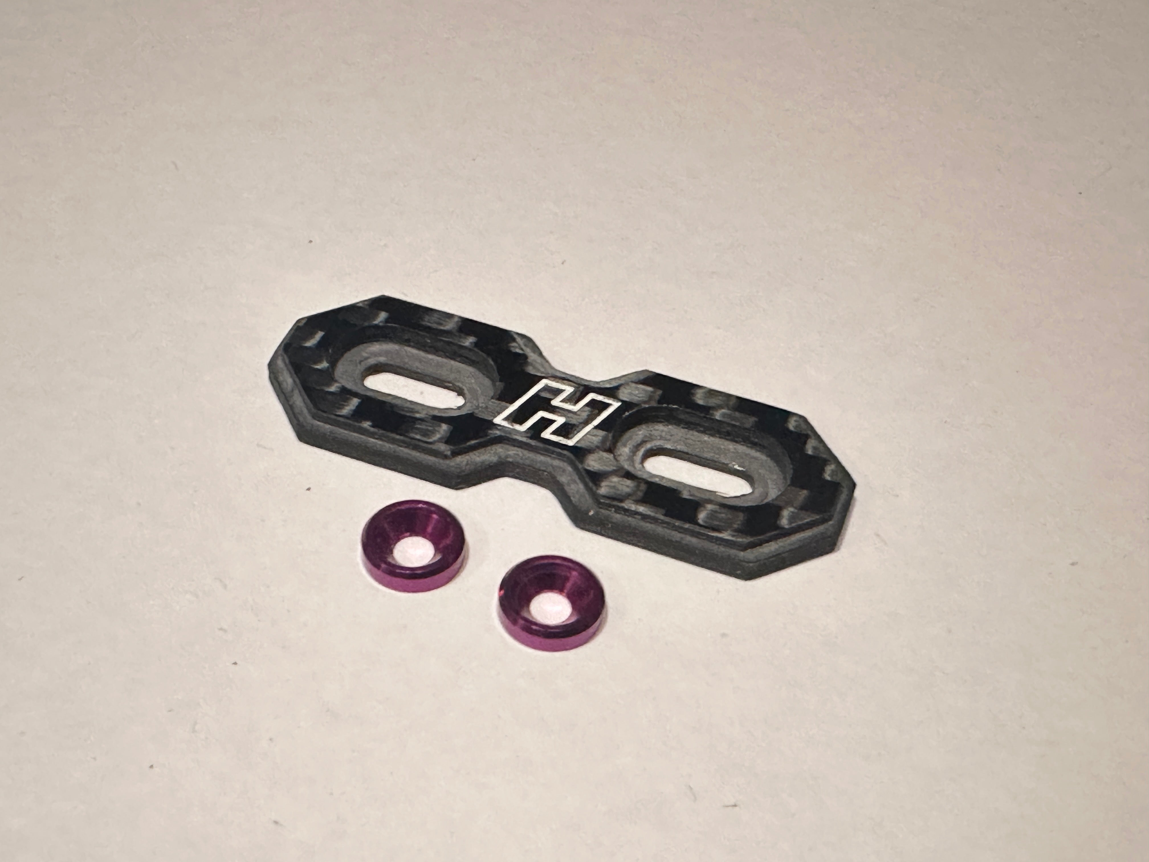 HYPER SPEED LAB: Carbon 1/10 Universal Wing Button (CSK Washers & Screws included)