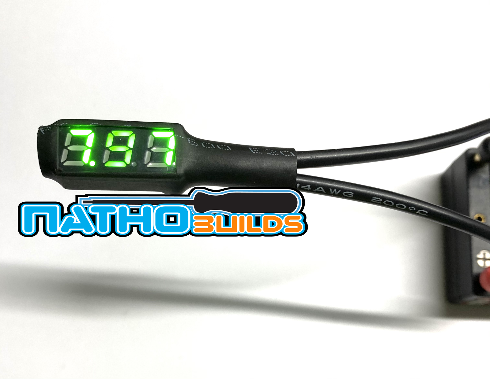 NathoBuilds: Battery Voltage Checker (GREEN LED)